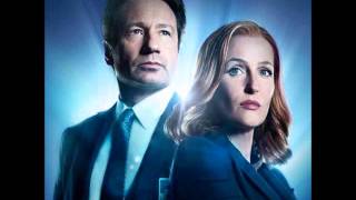 mulder and scully slideshow with song from the group Catatonia