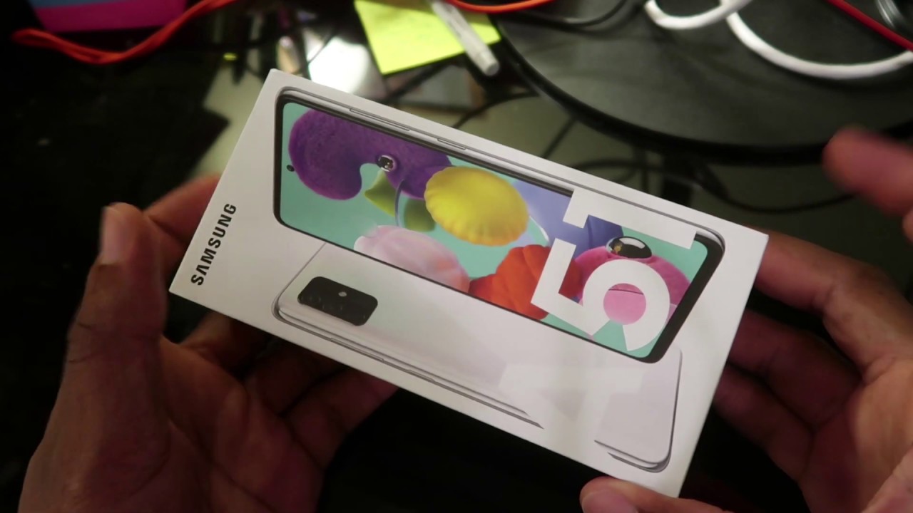 Samsung Galaxy  A51 Unboxing and Startup Review