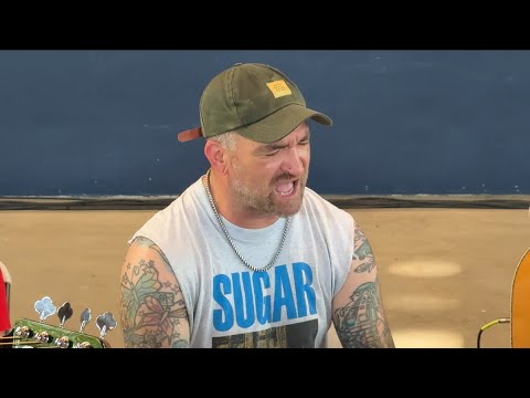 New Found Glory: Head On Collision (Acoustic VIP Performance Live in Cincinnati)