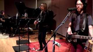 Aimee Mann - Charmer (Live on Sound Opinions)