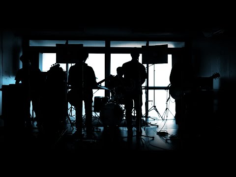 OUT OF FASHION「HIGH AND DRY 」Official Music Video