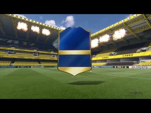 FIFA 17 OMG! WE GOT A WALKOUT/BLUE!! GOD 2 FUT CHAMPIONS WEEKLY REWARD