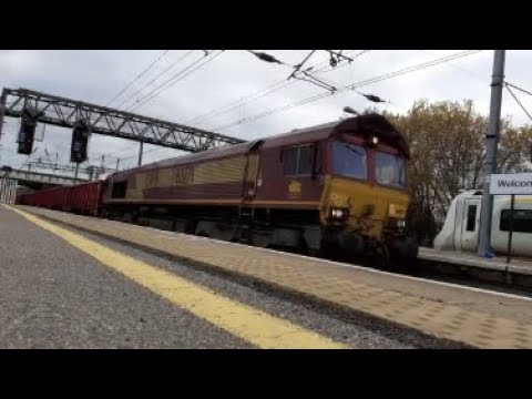 DB Cargo UK 66171 powers up through Bedford with DB Aggregates 13/11/21