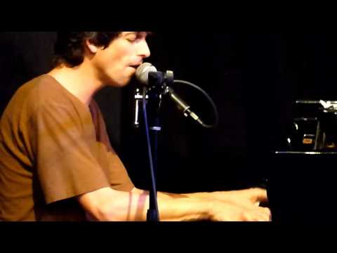 Euros Childs - Patio Song