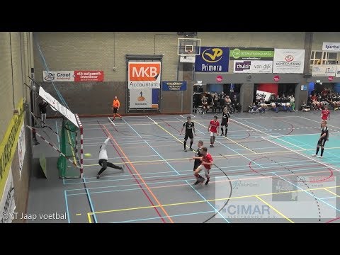 1e Kruisfinale DOVO - Advendo'57 Jan Rebergen Zaalvoetbaltoernooi 2018
