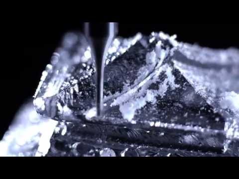 Suntory Whiskey: 3D On the Rocks