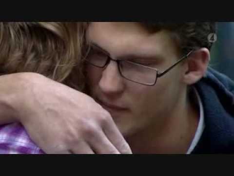 Bonde-Fredrik skickar hem Lena