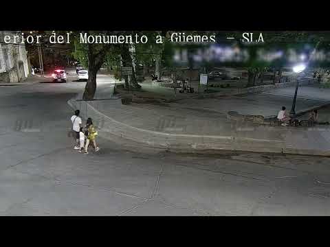 Dejó el auto estacionado sin freno de mano y causó un siniestro