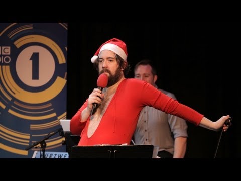 Nick Helm's Christmas Spectacular - Dexter, Don't Fall in Love with Me
