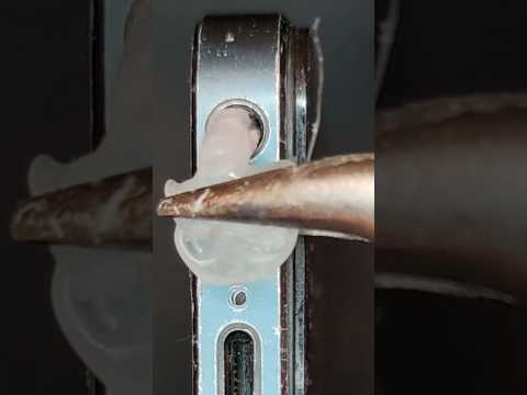 TEST: Cleaning iPhone Audio Jack with Hot Glue⚠️ 🤢 #satisfying #asmr #cleaning