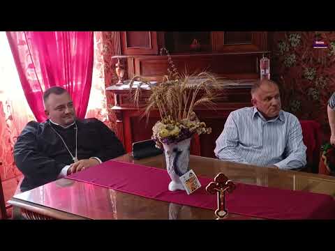 CORNEREVA /  Oameni ca Nicolae Davidescu Munteanu, păstrători de valori, dau identitate satului.