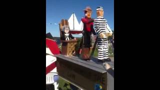 preview picture of video 'Bunnikess visits the 2012 Whirligig & Weathervane Festival'