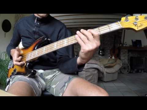 Little Groove in D  on the Mjt jazz bass  :-)