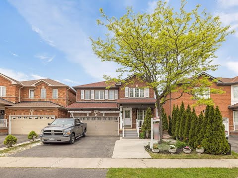 For Sale - 4 Four Seasons Circle, Brampton, ON L7A 2A8