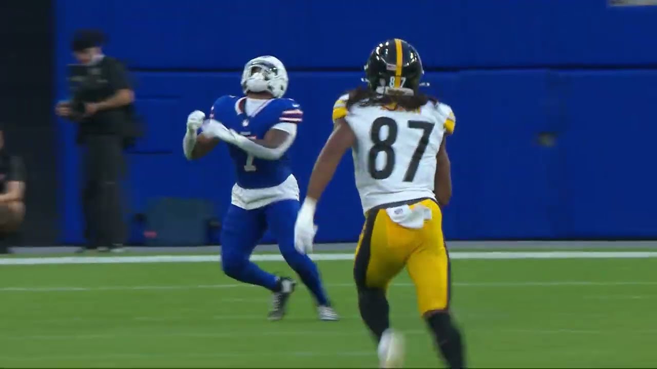 Muffed punt leads to a quick Steelers score!