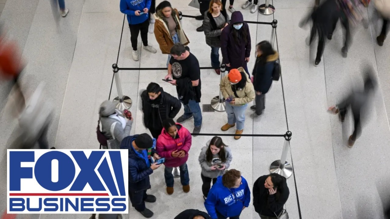 Weak retail report shouldn’t be a concern yet, expert argues