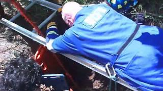preview picture of video 'Blind Dog Rescued from Well in Poulan GA (Original Full Clip)'