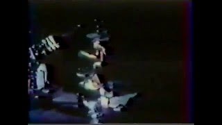 Alice Cooper  Gutter Cat vs. the Jets  1972   Jukebox prt. 4