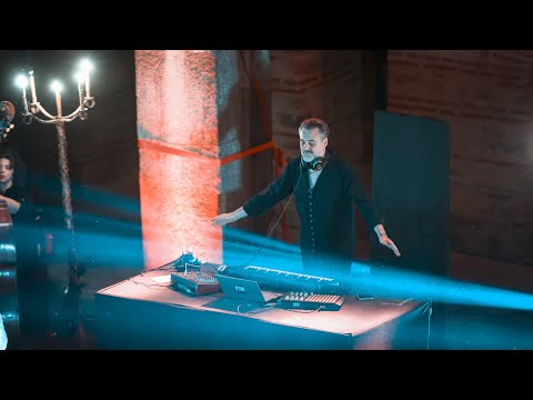 FIN Project and Tanja Tzarovska - Istochnik (LIVE IN SKOPJE)