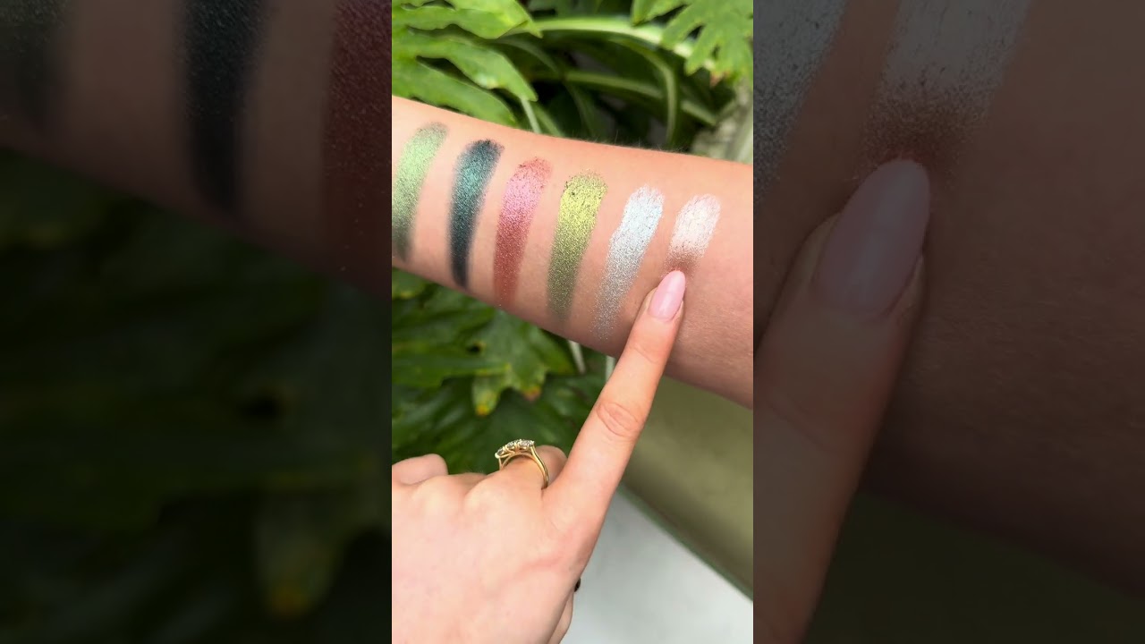 By BEAUTY BAY - Botanical 42 Colour Palette