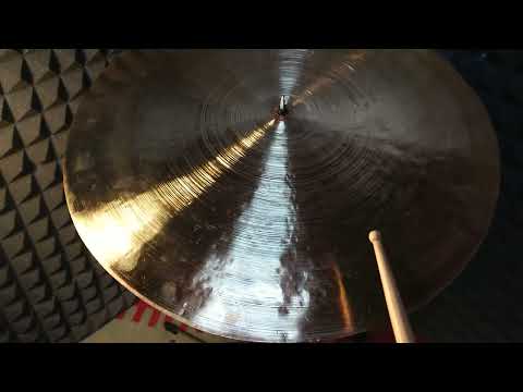 20 1/8", 2012 grams, flat cymbal ride.