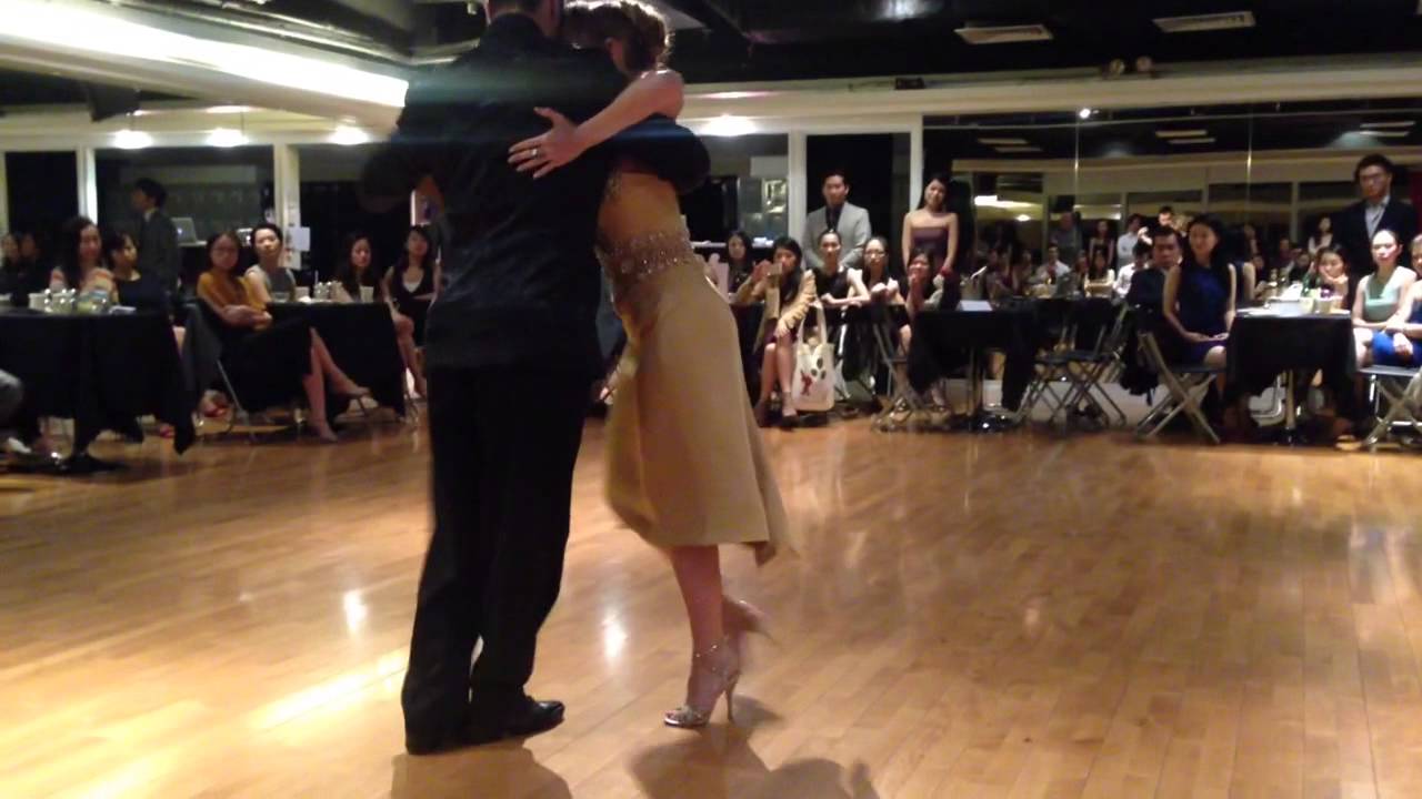 Javier Rodriguez Y Noelia Barsi 2/4 - 2014 Hong Kong