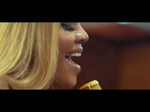 Camisa azul-Dayse santana