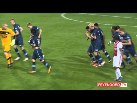 Feyenoord A1 wint ruim van Ajax A1