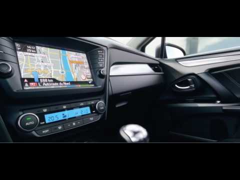 Toyota Avensis - Komfortabelt og rommelig interiør