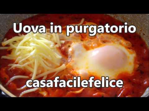 Uova in purgatorio (con sugo di pomodoro)