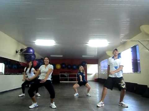 Dançando Na Academia