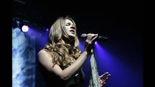 04-Victim Of A Foolish Heart - Joss Stone live at 3rd &amp; Lindsley Bar &amp; Grill, Nashville, 21-03-2004