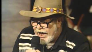 Peter, Paul and Mary - Wandering / Nobody KNows When You&#39;re Down and Out