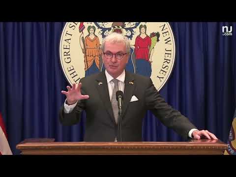 Murphy blasts Putin as ‘a pig’ after Wall Street Journal reporter, a N.J. native, jailed in Russia