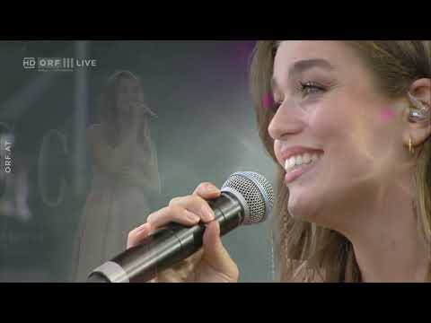 Zeit in einer Flasche | Rebecca@Donauinselfest Wien 2022