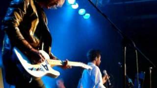 Amy Meredith Born To Live Live