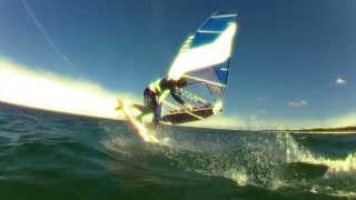 preview picture of video 'Windsurfen lernen im Surfcamp Ostsee, Windsurfschule Fischland Darß Zingst'