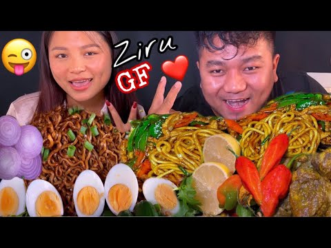 Ziru & Sister MUKBANG ❤️ EATING 2X SPICY & BLACK BEAN NOODLES & 3 KING CHILLIES 🌶️🔥