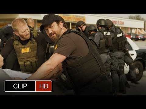 NELLA TANA DEI LUPI - Sono lì, vattene! - Clip dal film