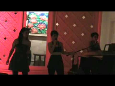 lady{modjo} by female duo