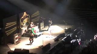 The Struts - Put Your Hands Up / These Times Are Changing @ Matthew Knight Arena Eugene OR 12/5/17