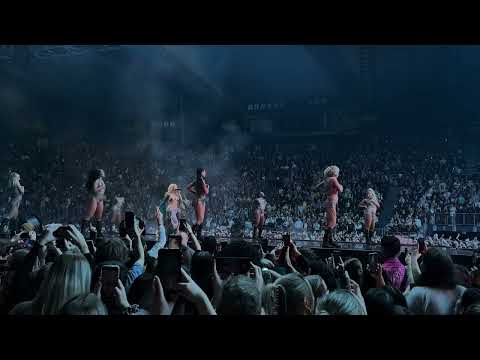 Shirin David – Be A Hoe/Break A Hoe(Strip für mich) | LIVE | Olympiahalle, München | 18.11.2023 (4K)