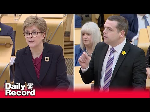 Douglas Ross and Nicola Sturgeon clash over 'fatcat' ferry bonuses at Ferguson Marine shipyard