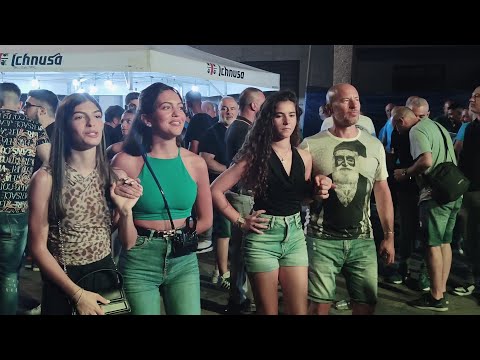 Ottana - Balli in piazza con Mariantonietta Bosu e il gruppo musicale "Dilliriana"  🪗🎶🎤💃🪕🎉🪈