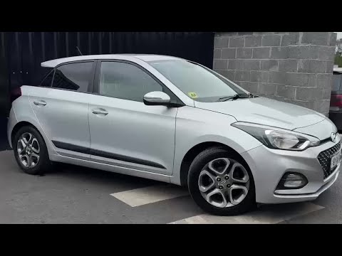Hyundai i20 1.2 Deluxe - Image 2