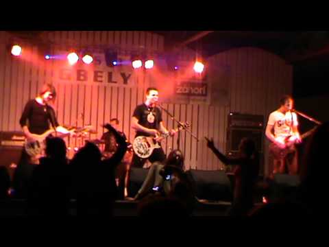 Sto Korun - STO KORUN! - Boty (Peace Fest 2013)