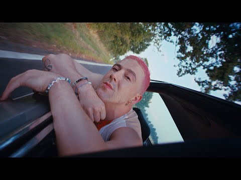 Moncrieff - How It Ends (Official Music Video)