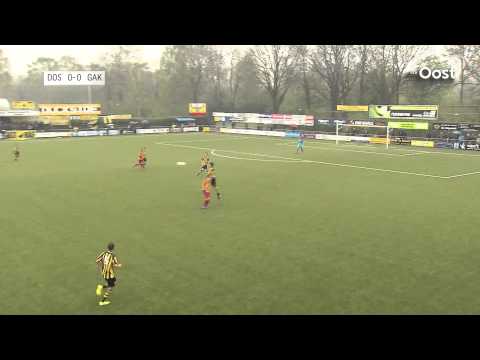 DOS Kampen degradeert na verlies in derby tegen Go Ahead Kampen