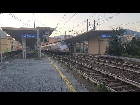 IC 681 Ventimiglia - Milano Centrale. E.414 FrecciaBianca al tramonto