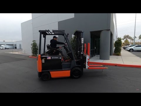 TOYOTA 8-Series 8FBCU32 6,500lb Electric #1008 - Forklift for Sale